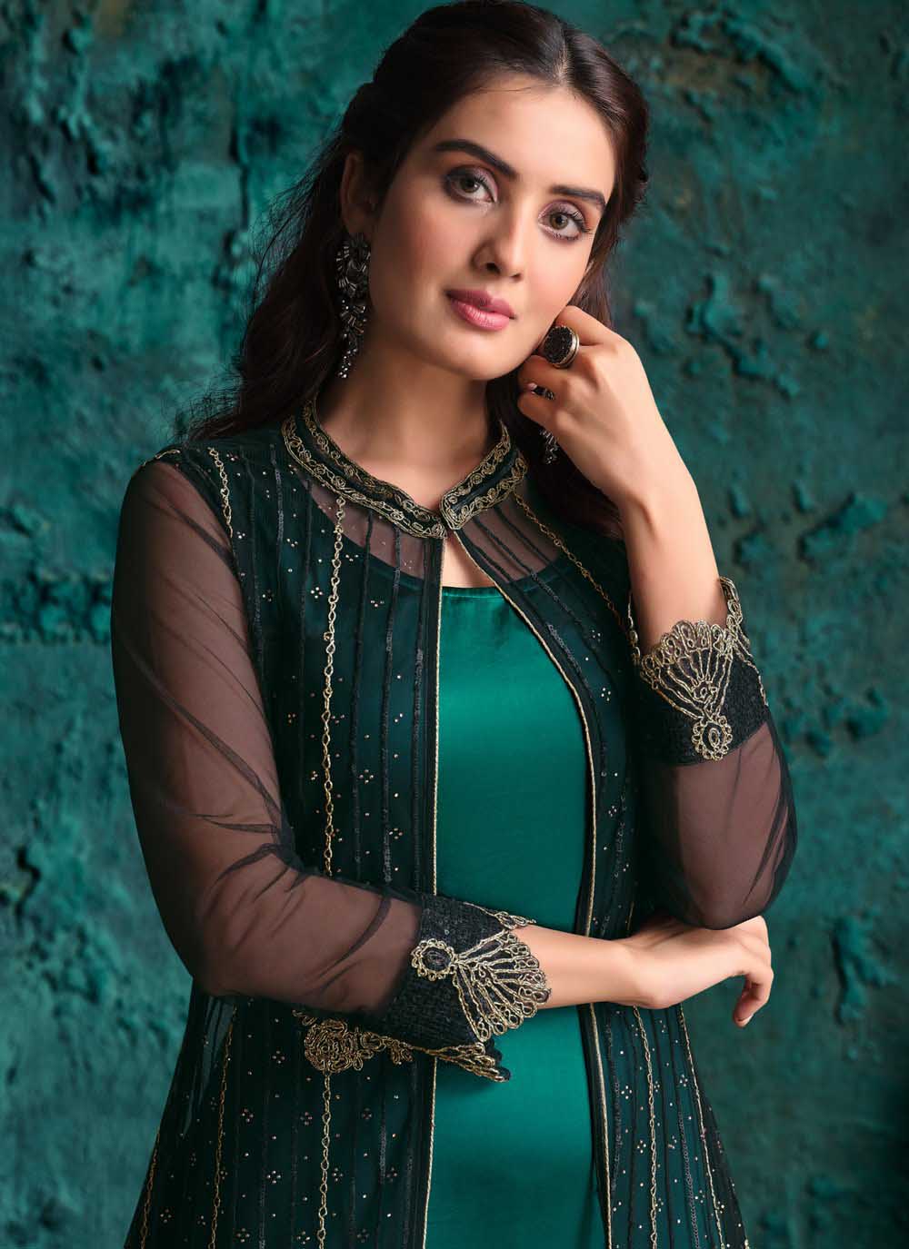 Vipul 4631 Green Top : Heavy Vaishnavi Net Bottom : Satin Dupatta : Vaishnavi Net Work : Heavy Embroidery Coding With Diamond Work @2599/- | Salwar suit, Casual Suits, Creative suits, Designer Suits, Palazzo Suits, Party Wear Suits, Straight Suits
