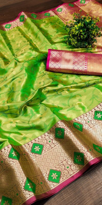 Superb Green Color Soft & Pure Organic Silk Gold Zari Saree