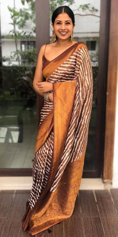 KP 4072 Dark Brown Color Lichi Silk Jacquard Work Fancy Saree Casual, Party Wear, Wedding, Events Etc. Expected Delivery 4-6 Working Days @1499/- | Sarees, Bollywood Sarees, Creative Sarees, Designer Sarees, Embroidered Sarees, Ethnic Saree, Modern Digital sarees, Party Wear Sarees