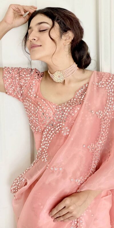 KD 215 Peach Saree : Original Organza Blouse : Banglori Silk Work : Beautiful Embroidery With Real Mirror Work Party, Wedding @1499/- | Sarees, Bollywood Sarees, Creative Sarees, Designer Sarees, Embroidered Sarees, Modern Digital sarees, Party Wear Sarees