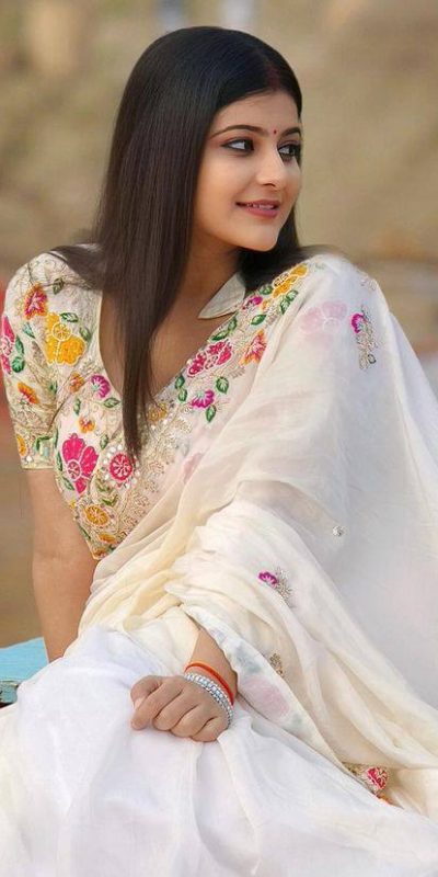 Cute White Color Chinon Silk Embroidery Multi Treads Work Saree