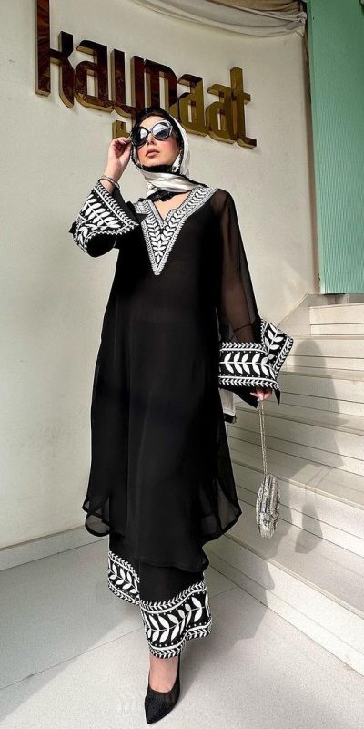Pretty Black Color Foix Georgette thread Sequence Work Kurti