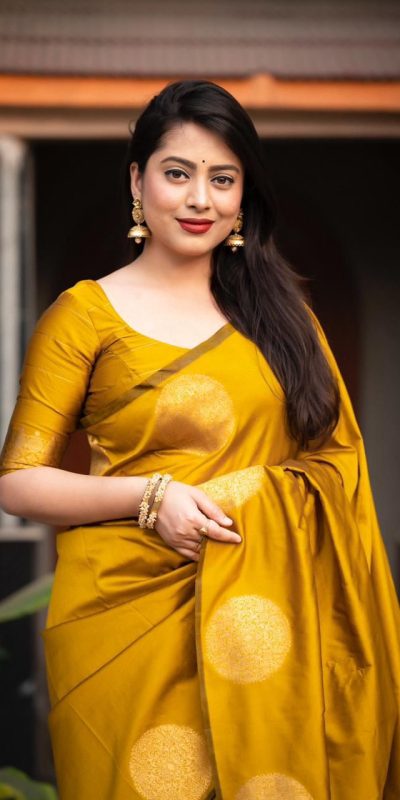 KP 5062 Mastered Gold Color Soft Lichi Silk Cloth Rich Pallu Work Saree Casual, Party Wear, Wedding, Events Etc.   Expected Delivery 4-6 Working Days @ 1299/- | Designer Sarees, Sarees, Bollywood Sarees, Creative Sarees, Embroidered Sarees, Ethnic Saree, Modern Digital sarees, Party Wear Sarees