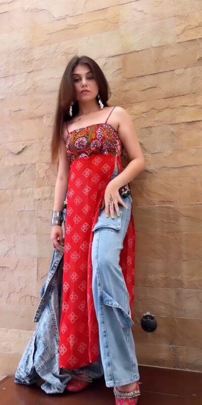 RTC 5691 Red Color Foix Georgette Chine Stich Work Real Mirror Kurti Casual, Wedding, Party, Festive, Events Etc. Expected Delivery 4-6 Working Days @1749/- | Kurti, Bollywood Kurti, Creative Kurtis, Designer Kurti, Party Wear Kurti, Selfie Kurti