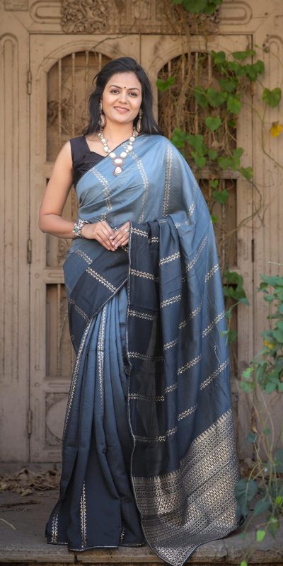 Artful Navy Blue Color Jacquard Rich Pallu On All Over The Saree