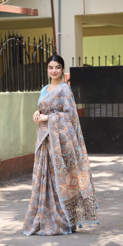 Classic Grey Color Linen Beautiful Digital Printed Work Saree
