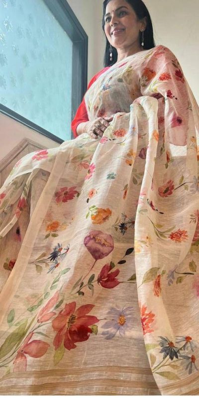 Graceful White Color Plain Linen Digital Printed All Over Saree