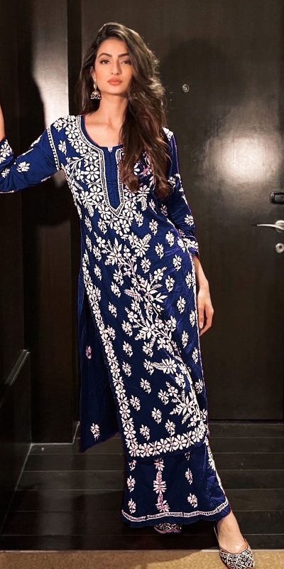 Grand Royal Blue Georgette Thread Embroidered Salwar Suit