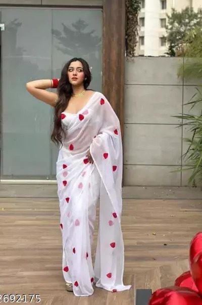 Mesmerizing White Color Georgette Thread Gmathi Work Saree