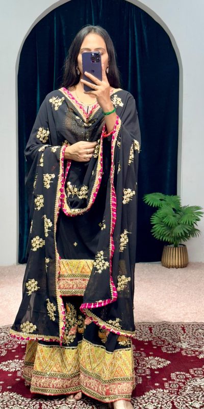 Nice Black Color Georgette Embroidery Stone & Mirror Salwar Suit