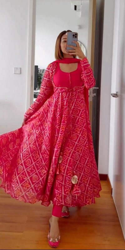 Stylish Pink Color Georgette Bandhani Digital Printed Salwar Suit