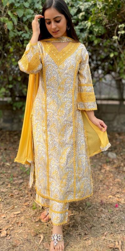 Sublime Yellow Color Maslin Digital Printed Diamond Salwar Suit
