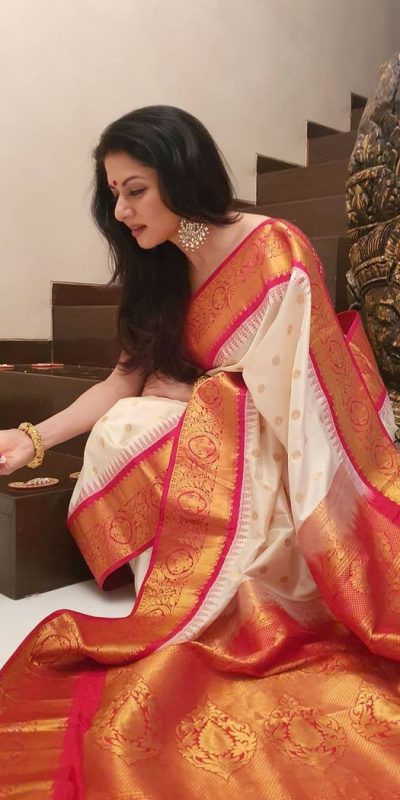 KP 4062 Cream Color Soft Lichi Silk Jacquard On All Over Saree Casual, Party Wear, Wedding, Events Etc. Expected Delivery 4-6 Working Days @1449/- | Designer Sarees, Sarees, Bollywood Sarees, Creative Sarees, Embroidered Sarees, Ethnic Saree, Modern Digital sarees, Party Wear Sarees