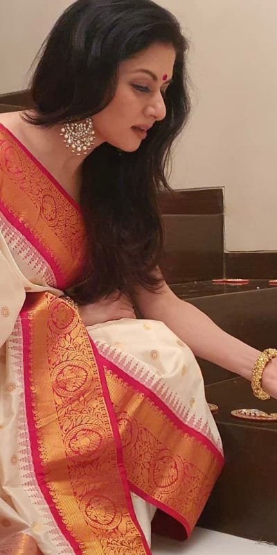 KP 4062 Cream Color Soft Lichi Silk Jacquard On All Over Saree Casual, Party Wear, Wedding, Events Etc. Expected Delivery 4-6 Working Days @1449/- | Designer Sarees, Sarees, Bollywood Sarees, Creative Sarees, Embroidered Sarees, Ethnic Saree, Modern Digital sarees, Party Wear Sarees