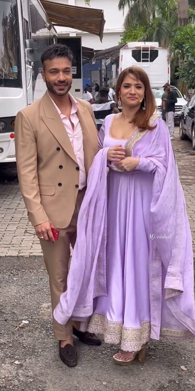 Pretty Violet Color Georgette Embroidery Sequence Gown