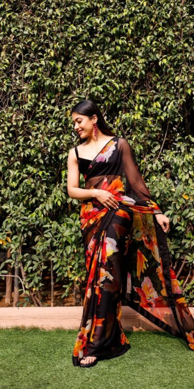 Rashmika Mandanna Black Color Georgette Digital Print Saree