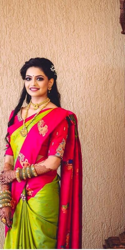 Superb Green Color Soft Lichi Silk Ordinary Design Pallu Saree