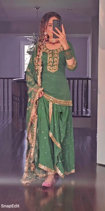 Artful Green & Green Color Georgette Embroidery Salwar Suit