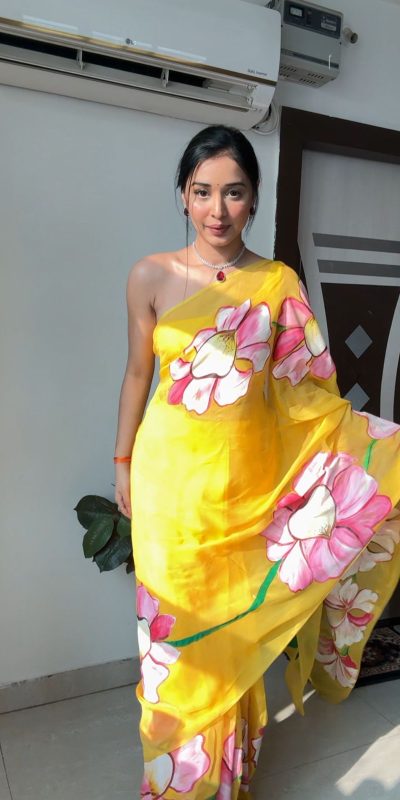 SC 228 Yellow Color Soft Organza Silk Ready To Wear Saree Casual, Wedding, Festive, Events . Expected Delivery 4-6 Working Days @1549/- only | Designer Sarees, Embroidered Sarees, Sarees, Bollywood Sarees, Creative Sarees, Ethnic Saree, Modern Digital sarees, Party Wear Sarees