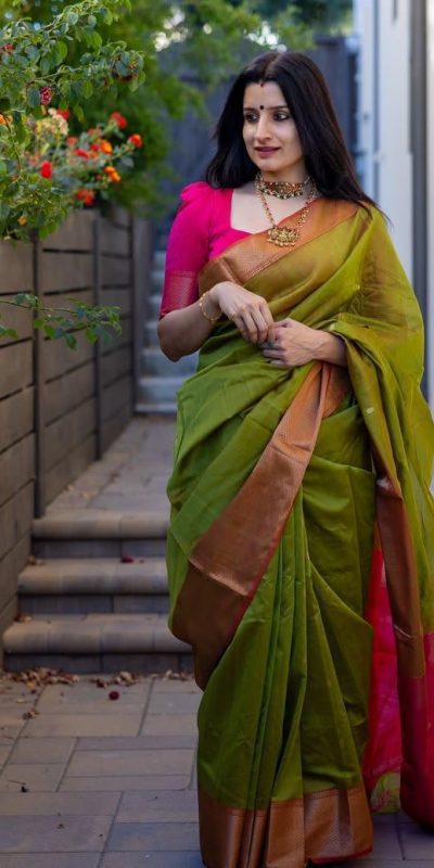 Green Soft Lichi Silk Jacquard Saree