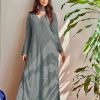 Grey Georgette Thread Embroidery Salwar Suit