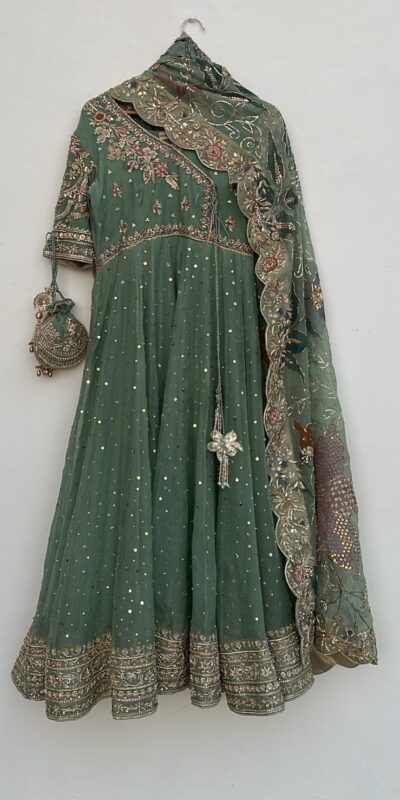 LG 2009 Pista Chinon Gown Perfect for Wedding, Party, Pongal, Ganesh Chaturthi, Family Gatherings – . Introductory Price ₹2099. Delivery 4-6 Working Days | Gowns, Bollywood Gowns, Creative Gowns, Designer Gowns, Embroidered Gowns, Party Wear Gowns