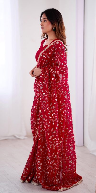 SRK 5296 Red Crunchy Silk Lace Work & Embroidery Work Saree in . Special Price ₹1799. Delivery 4-6 Working Days. Shop now. | Designer Sarees, Embroidered Sarees, Sarees, Bollywood Sarees, Creative Sarees, Ethnic Saree, Modern Digital sarees, Party Wear Sarees
