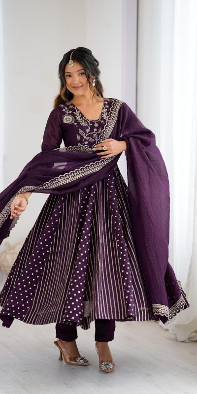 SRK 5293 Wine With Crunchy Silk With Fully Flair with Lace Work & Embroidery Work Anarkali Gown . Introductory Price ₹2149. Delivery 4-6 Worki | Gowns, Bollywood Gowns, Creative Gowns, Designer Gowns, Embroidered Gowns, Party Wear Gowns