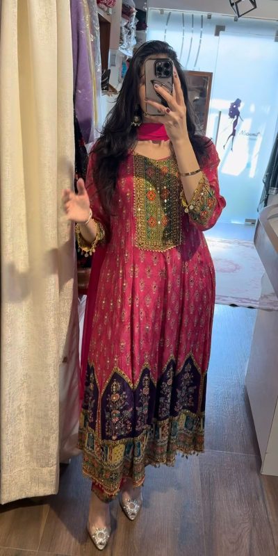 Pink Chinon Lace Mirror Work Salwar Suit