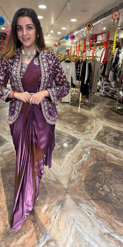 ST 1078 Wine in Color Rangoli Silk Embroidery Work Saree .Wedding, Party, Festive, Events,Best Price ₹2399. Delivery 4-6 Working Days. Shop now. | Designer Sarees, Embroidered Sarees, Sarees, Bollywood Sarees, Creative Sarees, Ethnic Saree, Modern Digital sarees, Party Wear Sarees