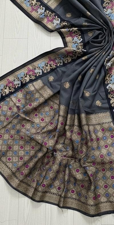 MS 545 Grey Banarasi Silk Saree with Zari Work. Wedding, Party, Festive, Events, Now at just ₹1649. Delivery 4-6 Working Days. Shop now. | Designer Sarees, Embroidered Sarees, Sarees, Bollywood Sarees, Creative Sarees, Ethnic Saree, Modern Digital sarees, Party Wear Sarees