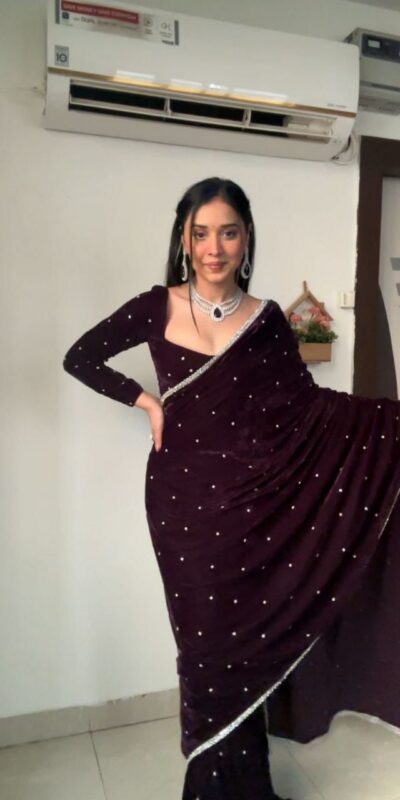 BD 1798 Wine Velvet 9000 with Revert Machine Pearl Work Saree Designer Work. Get it for ₹2049. Delivery 4-6 Working Days. Shop now. | Designer Sarees, Embroidered Sarees, Sarees, Bollywood Sarees, Creative Sarees, Ethnic Saree, Modern Digital sarees, Party Wear Sarees