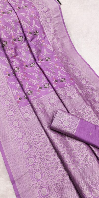 Lavender Khaddi Pashmina Floral Print Zari Work Saree