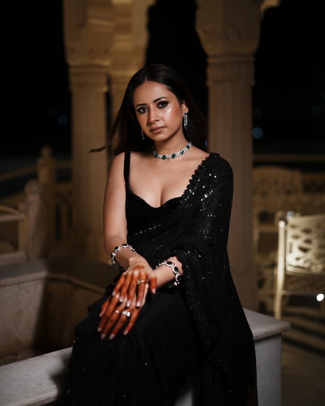 Black Georgette Embroidery Lace Work Saree - Image 4