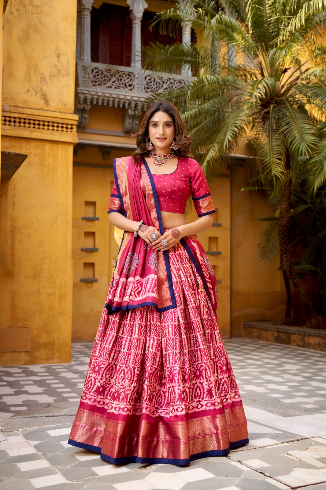 Gajari Dola Silk Zari Weaving Work Lehenga Choli - Image 2