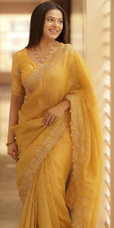 JR 642 Yellow Soft gold crush Saree Perfect for Wedding, Party, Diwali, Pongal, Baisakhi – . Now at just ₹1999. Delivery 4-6 Working Days. Shop now. | Designer Sarees, Sarees, Bollywood Sarees, Creative Sarees, Embroidered Sarees, Ethnic Saree, Modern Digital sarees, Party Wear Sarees