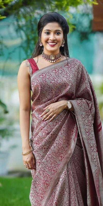 KPR 125 Wine Soft Lichi Silk Saree Perfect for Wedding, Party, Reception, Diwali, Ethnic Day – . Affordable Price ₹1299. Delivery 4-6 Working Days. | Designer Sarees, Modern Digital sarees, Sarees, Bollywood Sarees, Creative Sarees, Embroidered Sarees, Ethnic Saree, Party Wear Sarees