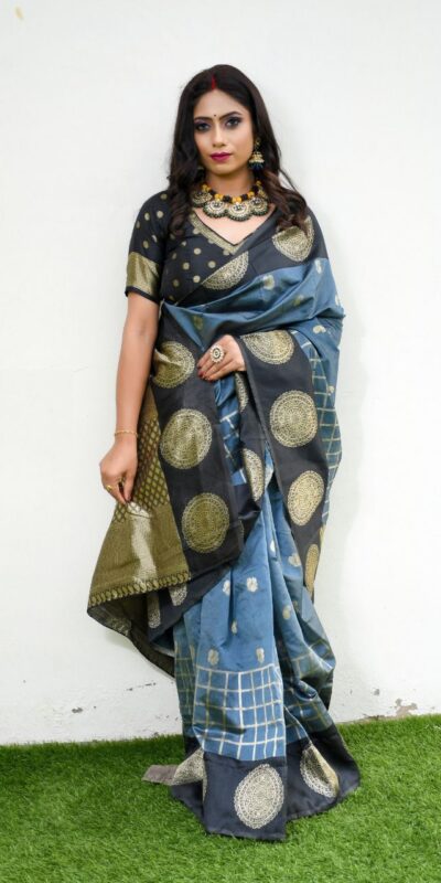 KPR 080 Grey Color Soft Lichi Silk Saree with Lace Border & Lace Work. Best Price ₹1449. Delivery 4-6 Working Days. Shop now. | Designer Sarees, Sarees, Bollywood Sarees, Creative Sarees, Embroidered Sarees, Ethnic Saree, Modern Digital sarees, Party Wear Sarees