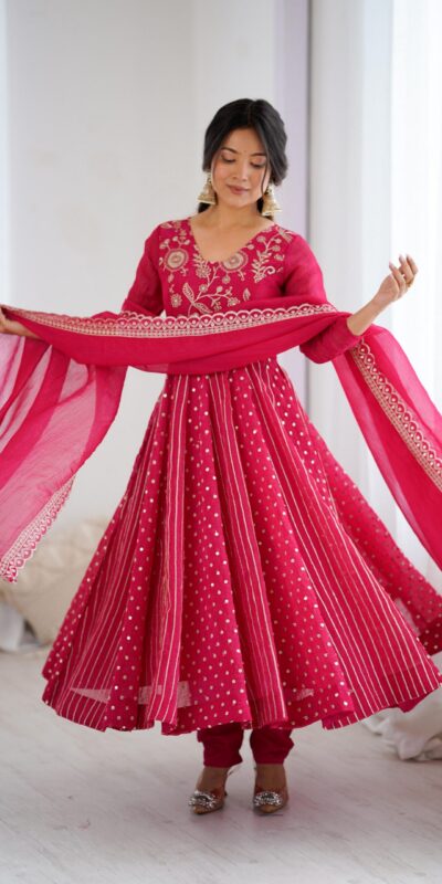 SRK 5293 Pink With Crunchy Silk With Fully Flair with Lace Work & Embroidery Work Anarkali Gown . Introductory Price ₹2149. Delivery 4-6 Worki | Gowns, Bollywood Gowns, Creative Gowns, Designer Gowns, Embroidered Gowns, Party Wear Gowns
