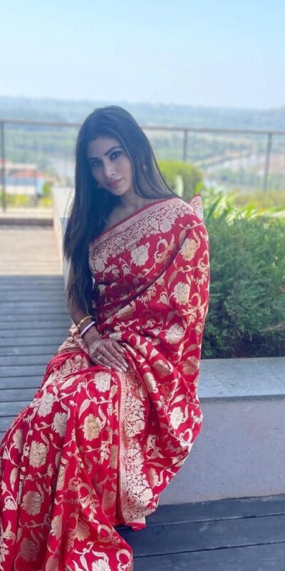 KPR 115 Red Color Soft Lichi Silk Saree with Lace Border & Lace Work. Best Price ₹1399. Delivery 4-6 Working Days. Shop now. | Designer Sarees, Sarees, Bollywood Sarees, Creative Sarees, Embroidered Sarees, Ethnic Saree, Modern Digital sarees, Party Wear Sarees