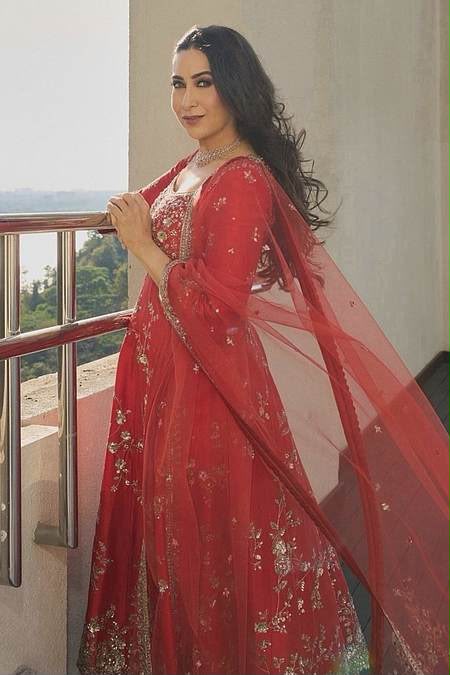 SSR 545 Red in Red Georgette Embroidery Work & Sequins Work Gown . Festive Deal ₹2149. Delivery 4-6 Working Days. Shop now. | Gowns, Bollywood Gowns, Creative Gowns, Designer Gowns, Embroidered Gowns, Party Wear Gowns