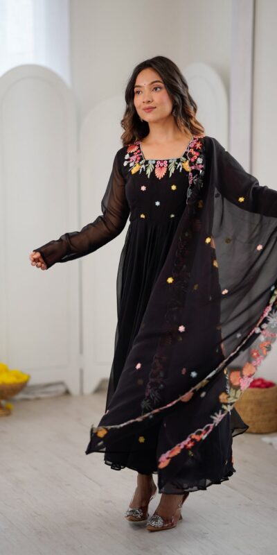 NSR 901 Black Faux Georgette Salwar Suit with Lace Work & Embroidery Work. Introductory Price ₹2099. Delivery 4-6 Working Days. Shop now. | Jump Suits, Salwar suit, Casual Suits, Creative suits, Designer Suits, Palazzo Suits, Party Wear Suits, Patiala Suits, Straight Suits