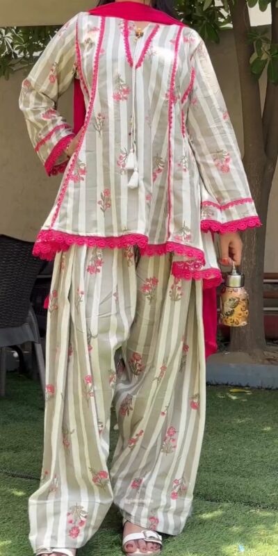 SRK 5359 Grey in Grey Natural Crep Lace Work & Digital Print Salwar Suit . Exclusive Offer ₹1899. Delivery 4-6 Working Days. Shop now. | Jump Suits, Salwar suit, Casual Suits, Creative suits, Designer Suits, Palazzo Suits, Party Wear Suits, Patiala Suits, Straight Suits