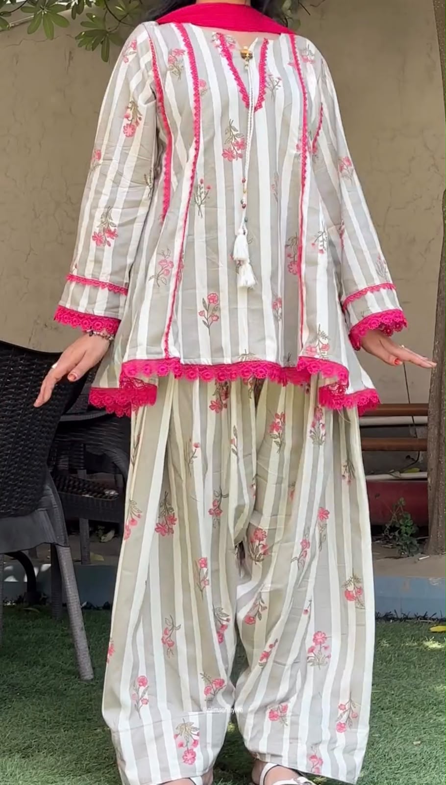 SRK 5359 Grey in Grey Natural Crep Lace Work & Digital Print Salwar Suit . Exclusive Offer ₹1899. Delivery 4-6 Working Days. Shop now. | Jump Suits, Salwar suit, Casual Suits, Creative suits, Designer Suits, Palazzo Suits, Party Wear Suits, Patiala Suits, Straight Suits