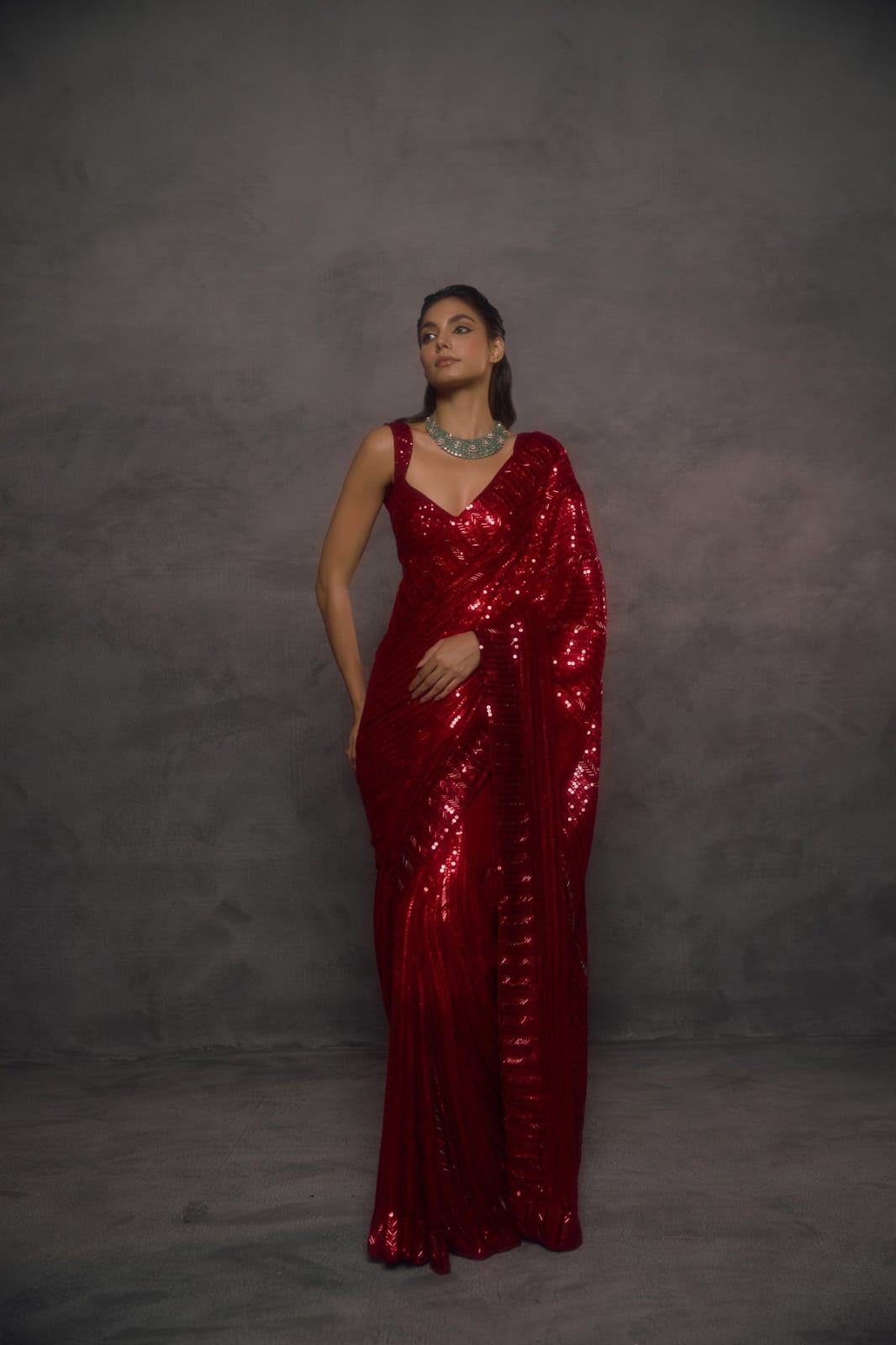 DF 3477 Red Faux Georgette Saree Perfect for Wedding, Party, Cultural Events, Traditional Day, Pooja – . Grab it for ₹1799. Delivery 4-6 Working Day | Designer Sarees, Modern Digital sarees, Sarees, Bollywood Sarees, Creative Sarees, Embroidered Sarees, Ethnic Saree, Party Wear Sarees