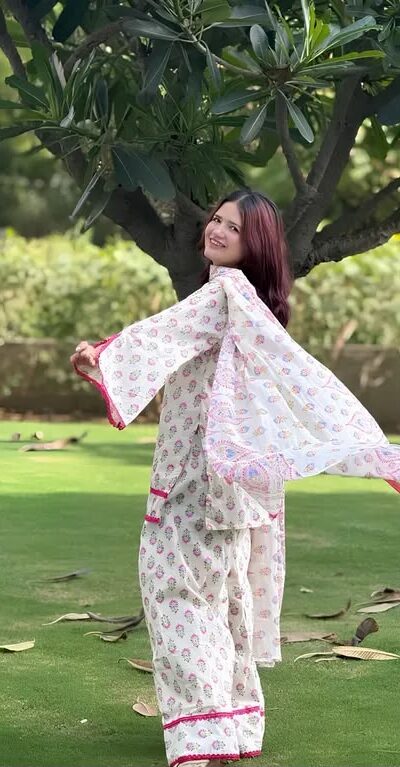 ZSR 3178 Pink Color Natural Crep Salwar Suit with Digital Print. Get it for ₹1999. Delivery 4-6 Working Days. Online Shop now. | Jump Suits, Salwar suit, Casual Suits, Creative suits, Designer Suits, Palazzo Suits, Party Wear Suits, Patiala Suits, Straight Suits