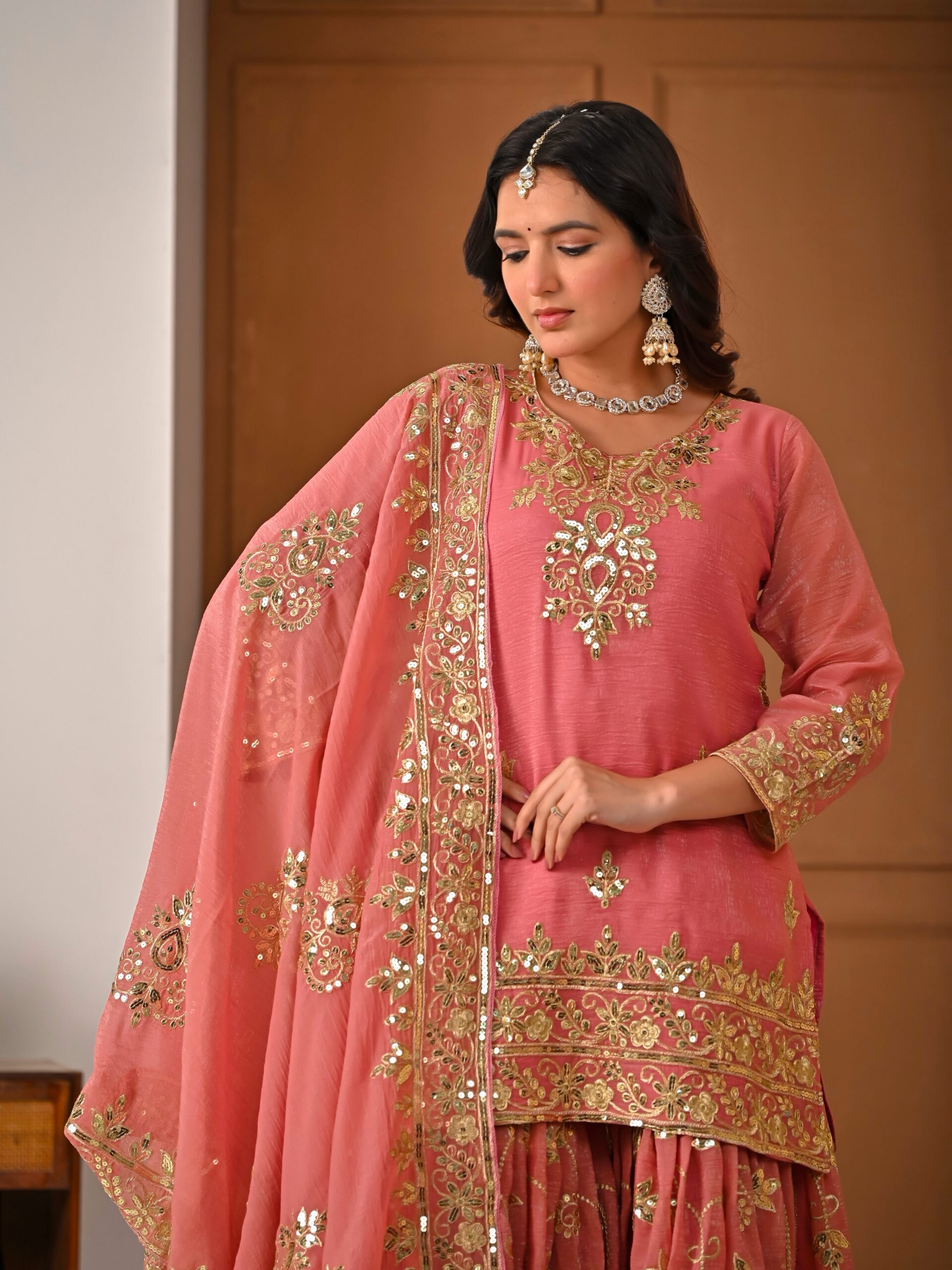 Fancy Peach Crunchy Silk Embroidery Work Salwar Suit - Image 5