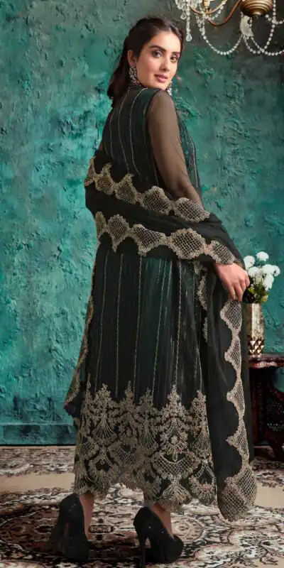 Vipul 4631 Green Top : Heavy Vaishnavi Net Bottom : Satin Dupatta : Vaishnavi Net Work : Heavy Embroidery Coding With Diamond Work @2599/- | Salwar suit, Casual Suits, Creative suits, Designer Suits, Palazzo Suits, Party Wear Suits, Straight Suits
