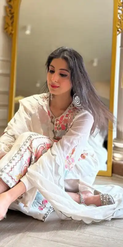 RTC 5541 White Color?Salwar Suit :?Faux Georgette Work : Embroidery Work Wedding, Traditionl Wear, Festive, Events @2099/- | Casual Suits, Jump Suits, Salwar suit, Casual Suits, Creative suits, Designer Suits, Palazzo Suits, Party Wear Suits, Patiala Suits, Straight Suits