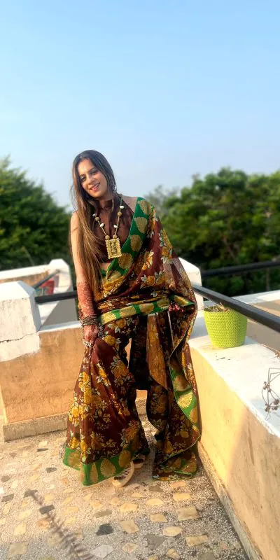 JR 471 Coffee Color Printed Manipuri Silk Saree Casual, Party Wear, Wedding, Events Etc. Expected Delivery 4-6 Working Days 1249/- | Sarees, Bollywood Sarees, Creative Sarees, Designer Sarees, Embroidered Sarees, Ethnic Saree, Modern Digital sarees, Party Wear Sarees